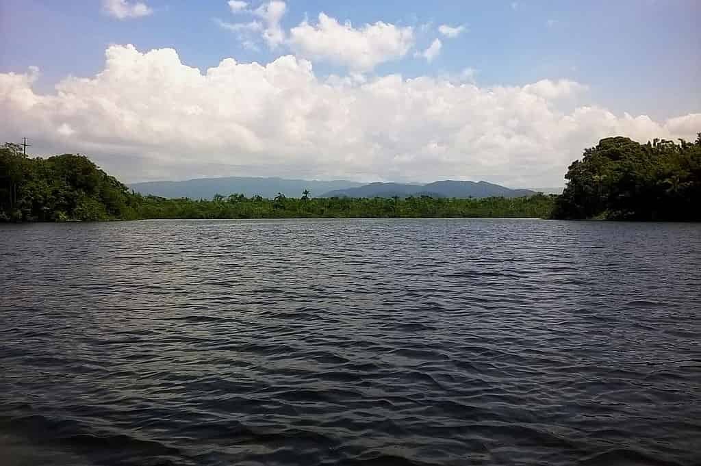 O que fazer em Itanhaém, Rio Itanhaém